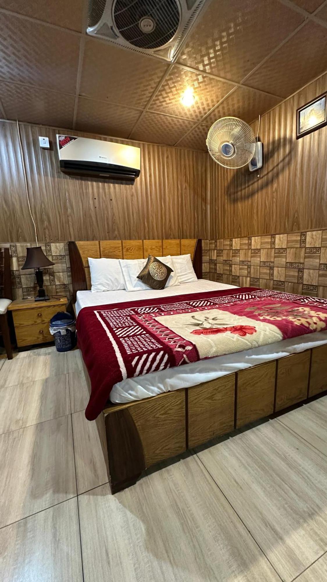 רוואלפינדי Baoo Jee Hotel Islamabad מראה חיצוני תמונה