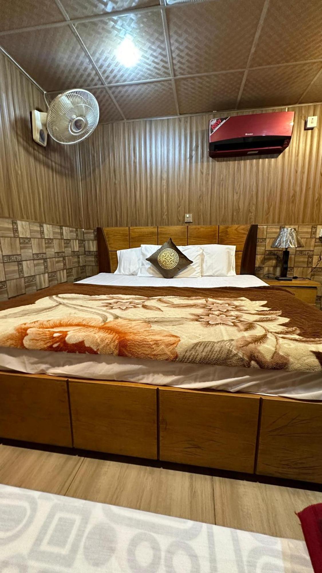 רוואלפינדי Baoo Jee Hotel Islamabad מראה חיצוני תמונה