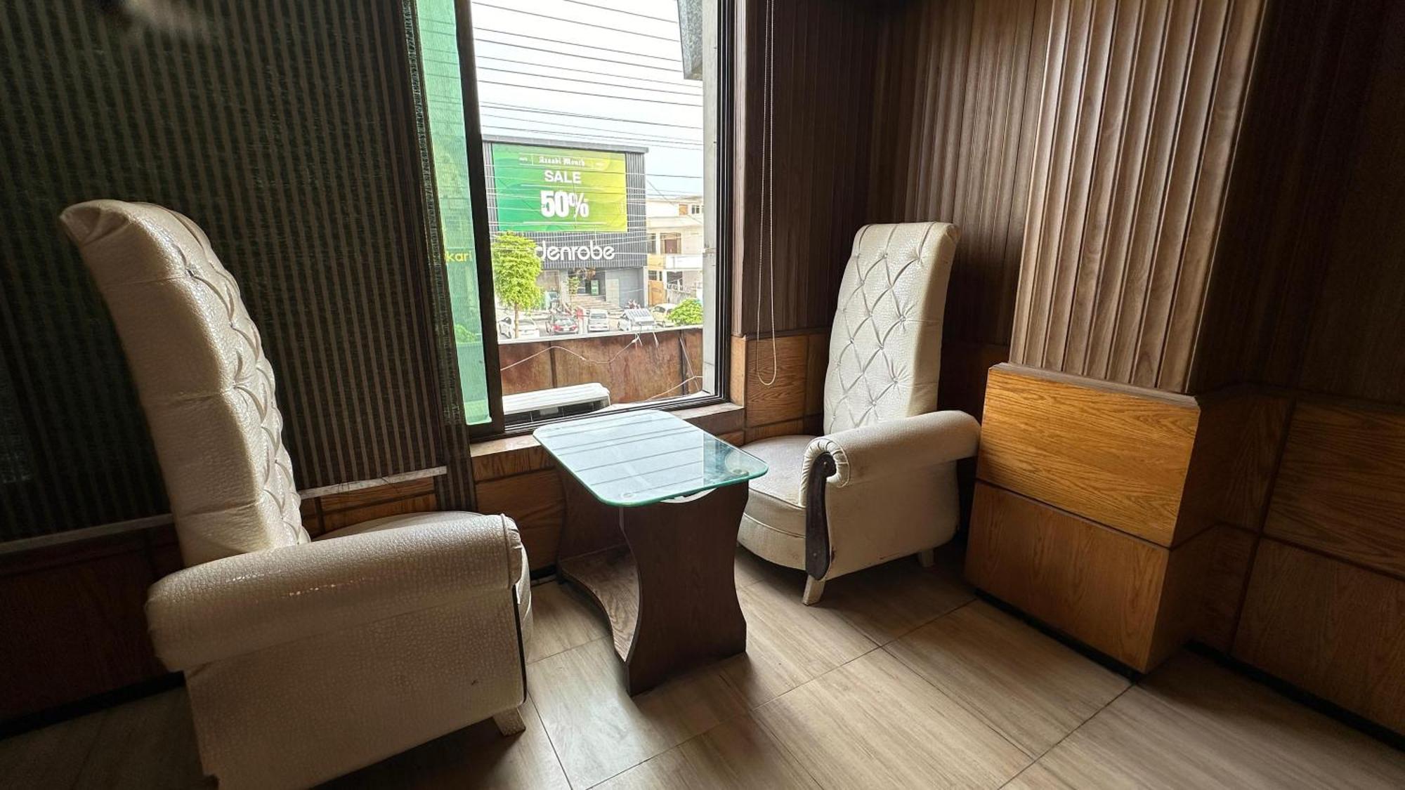 רוואלפינדי Baoo Jee Hotel Islamabad מראה חיצוני תמונה