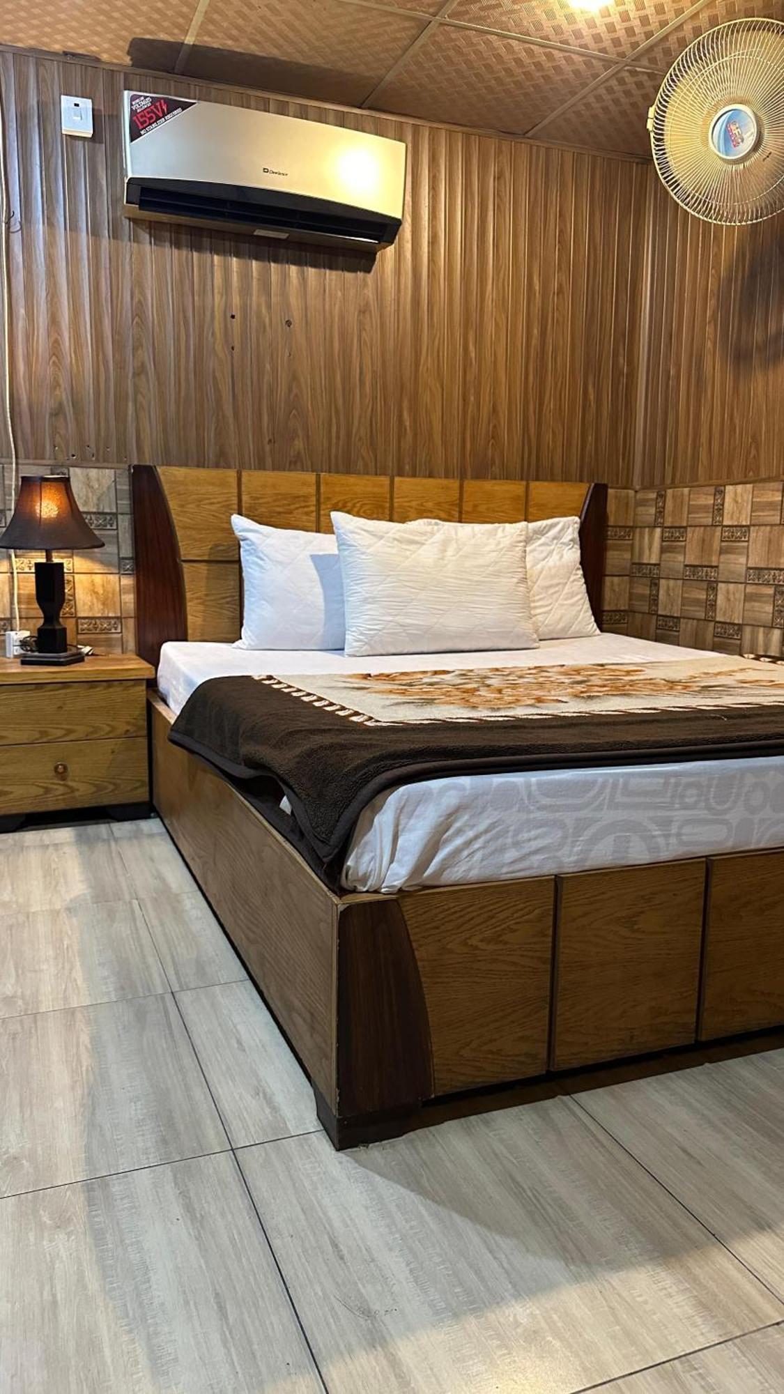 רוואלפינדי Baoo Jee Hotel Islamabad מראה חיצוני תמונה