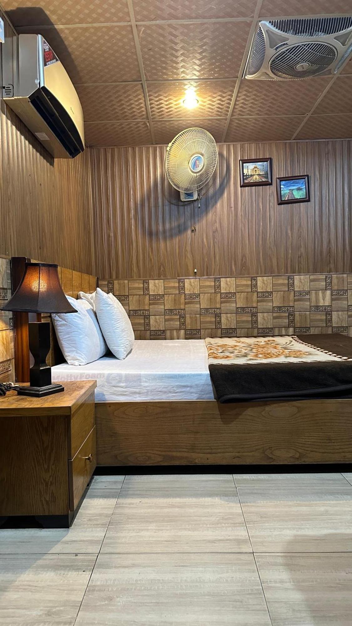 רוואלפינדי Baoo Jee Hotel Islamabad מראה חיצוני תמונה