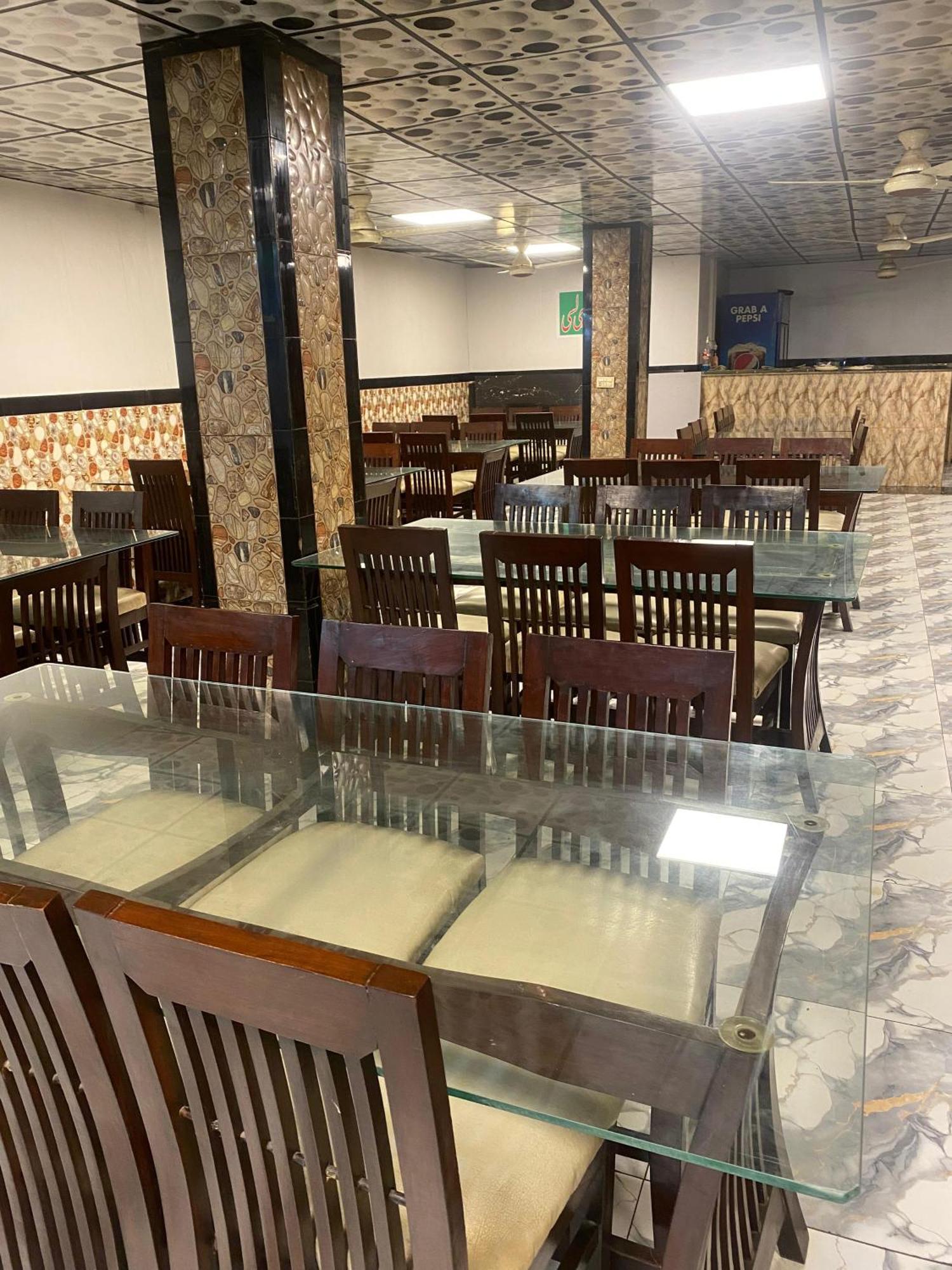רוואלפינדי Baoo Jee Hotel Islamabad מראה חיצוני תמונה